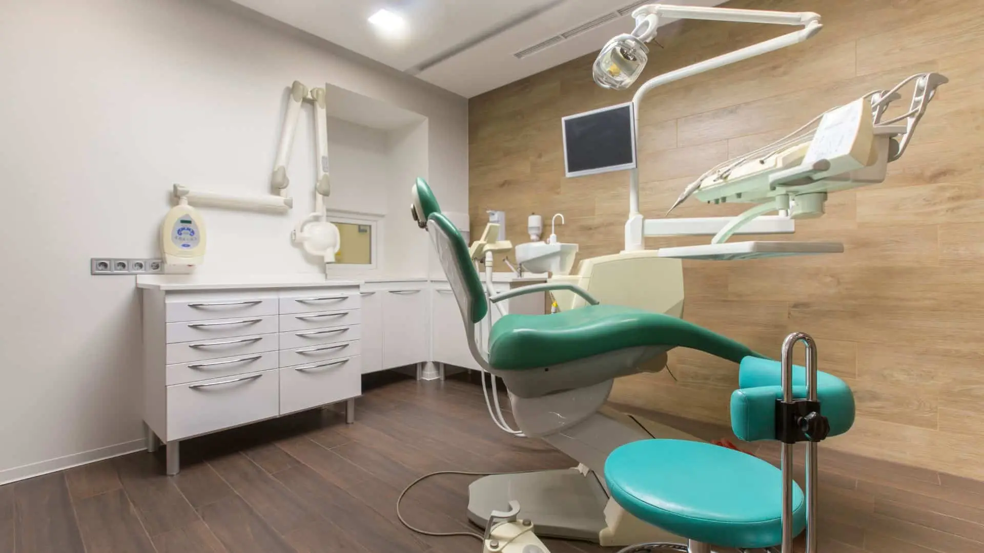 Impresa di pulizie a verona e provincia / pulizie studi medici